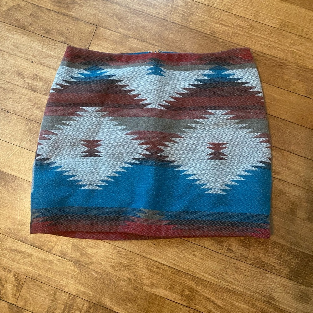 American Eagle Wool Blend Aztec Patterned Skirt.